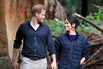 Khoảnh khắc ấn tượng nhất của vợ chồng Hoàng tử Harry năm 2018