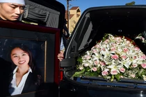 Lễ tang xúc động cô gái gốc Việt vụ xả súng ở Mỹ