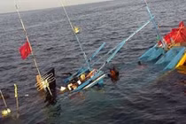 Tàu Bình Định chìm trên biển cùng 5 ngư dân