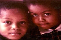 Ảnh thời trẻ gây sốt của cựu Đệ nhất phu nhân Obama