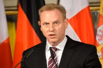 Bộ trưởng Quốc phòng Mỹ thăm Châu Á nhằm mục đích gì?