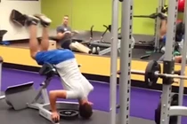 Video: Khi những người “lầy lội” đến phòng gym để luyện tập