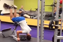 Video: Khi những người “lầy lội” đến phòng gym để luyện tập