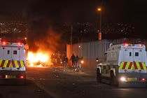 Bạo động ở Bắc Ireland, nữ nhà báo bị bắn chết?