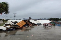 Bão “quái vật” Dorian đổ bộ Mỹ, hàng triệu người sơ tán 