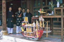 Ảnh màu cực hiếm độc về cố đô Huế thập niên 90