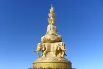 Lặng ngắm những bức tượng Phật khổng lồ độc đáo nhất thế giới