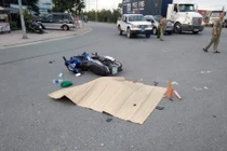 TP.HCM: Xe đầu kéo bất ngờ đánh lái cán cô gái trẻ tử vong