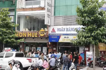 Vụ cướp ngân hàng Việt Á: Nghi phạm đốt xe máy trước khi bỏ trốn