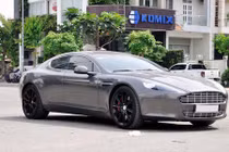 Cận cảnh “hàng độc” Aston Martin Rapide hơn 5 tỷ tại VN