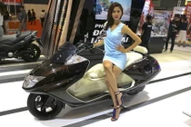 “Phi thuyền trên cạn” Yamaha Maxam tại Việt Nam