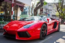 Siêu xe Lamborghini Aventador Roadster 24 tỷ “đại náo” HN