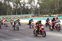 Hơn 50 xe máy Honda Việt “đua nóng” tại Bình Dương