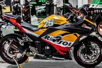 Kawasaki Ninja 300 cá tính hơn khi “khoác áo” Repsol Honda