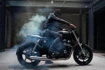 Honda CB750 “lột xác” cafe tracker đón Tết tại Hà thành