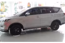 Toyota Innova phiên bản cao cấp nhất Venturer có gì "hot"?