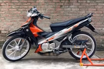 Xế nổ 2 kỳ Yamaha 125ZR ” độ nội công khủng” tại VN