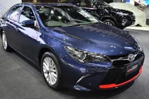 Toyota ra mắt Camry ESport 2017 "chốt giá" 1,08 tỷ