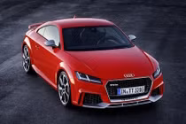 Audi TT RS “giá rẻ” sức mạnh không kém siêu xe R8