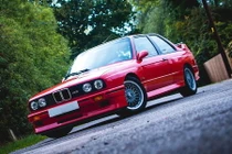 “Xế cổ” BMW M3 Sport Evolution thét giá 3,11 tỷ