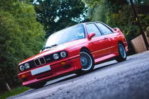 “Xế cổ” BMW M3 Sport Evolution thét giá 3,11 tỷ