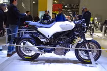 Soi cafe racer “đến từ tương lai” Husqvarna Vitpilen