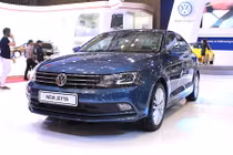 Volkswagen Jetta giá 1 tỷ đồng có gì "đấu" Toyota Altis?