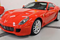 Siêu xe Ferrari 599 GTB số sàn “thét giá” 15 tỷ đồng