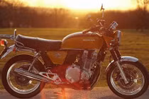 Môtô Honda CB1100 EX "biến hình" huyền thoại CB750 Four