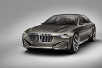 BMW “đấu” Mercedes-Maybach bằng xe siêu sang mới