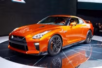 “Quái vật Godzilla” Nissan GT-R tiến hóa lần cuối