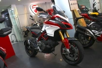 Ducati Multistrada Pikes Peak giá 950 triệu đầu tiên về VN
