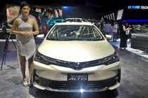 Cận cảnh Toyota Corolla Altis 2018 phiên bản đặc biệt 