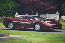 Siêu xe Jaguar XJ220 “đỉnh” nhất thế giới giá 10,22 tỷ