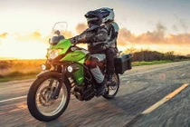 Môtô Kawasaki Versys-X300 về Việt Nam giá hơn 100 triệu 