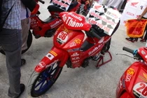 “Soi” Honda Wave 110 độ để đua chuyên nghiệp tại VN