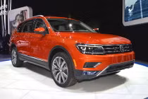 Volkswagen Tiguan "đấu" Honda CR-V 2017 tại Mỹ