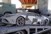 “Đột nhập” phim trường Fast & Furious 8 soi xế khủng