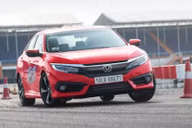 “Vần vô lăng” Honda Civic 2017 như tay đua tại Việt Nam