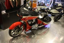 Siêu môtô Victory Magnum bagger giá hơn 1 tỷ tại VN