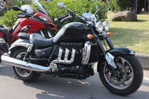 Cận cảnh môtô “khủng” Triumph Rocket III tại Việt Nam