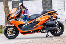 Honda PCX độ Maxi Scooter “siêu chất chơi” tại Hà Nội