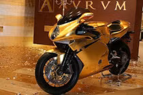 “Phát sốt” với siêu môtô MV Agusta bọc vàng giá 2,7 tỷ