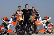 Aprilia “khoe hàng” siêu môtô RS-GP mùa giải MotoGP 2016