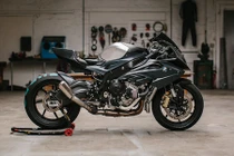 "Soi" siêu môtô BMW S1000RR độ tăng áp 296 mã lực