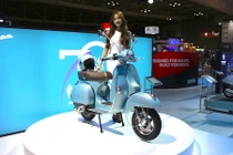 Piaggio Vespa PX phiên bản đặc biệt 70 năm tại VN