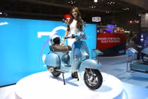 Piaggio Vespa PX phiên bản đặc biệt 70 năm tại VN
