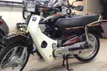 Honda Dream Thái "trùm mền" giá cả trăm triệu tại Hà Nội