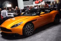 “Soi từng ngóc ngách” siêu coupe Aston Martin DB11 mới