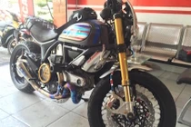 "Soi" xế nổ Ducati Scrambler độ đồ chơi khủng nhất VN